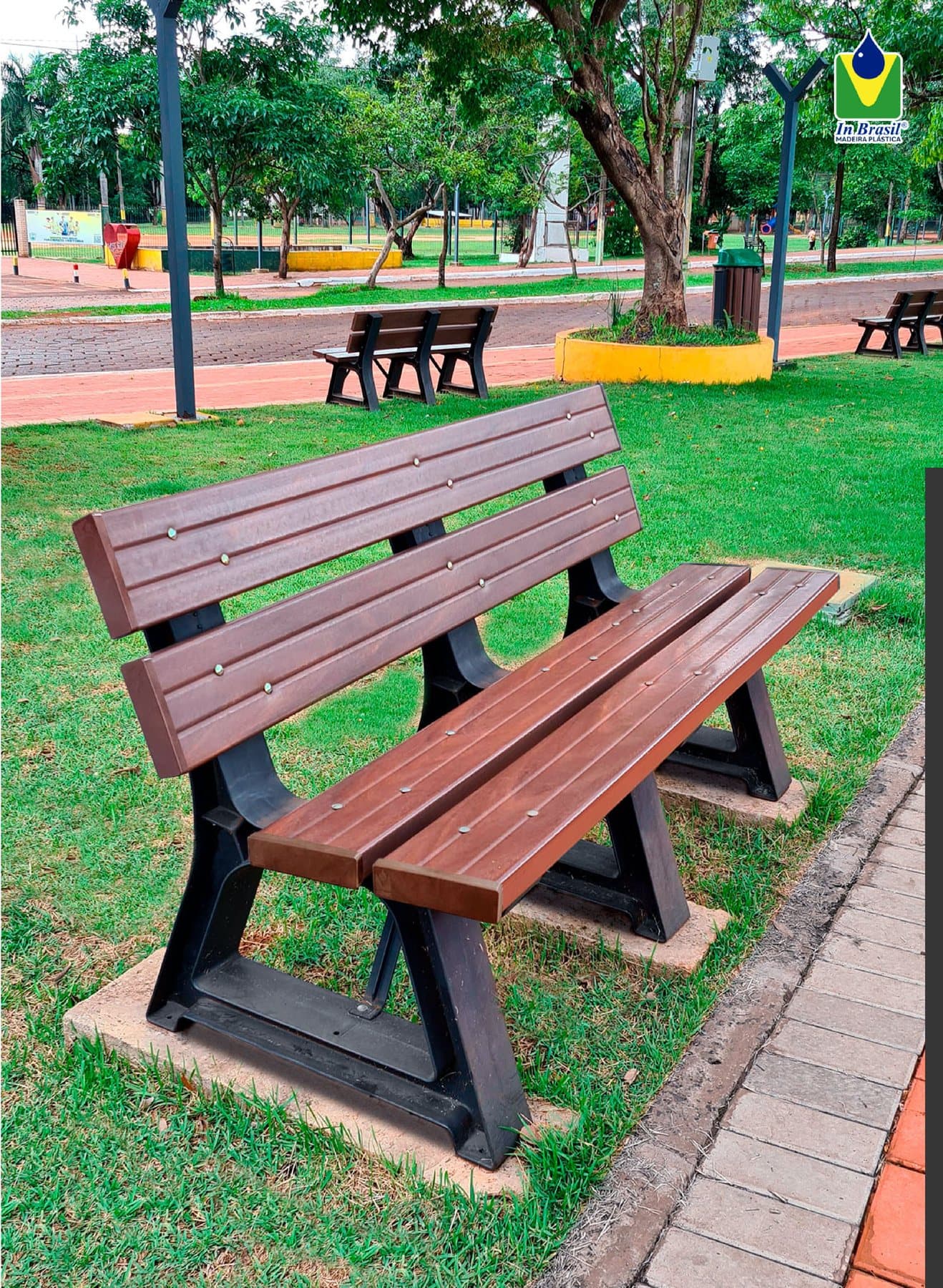 Banco Urban IN BRASIL em praça
