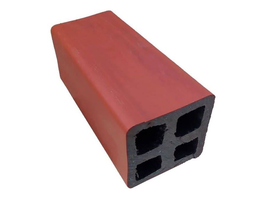 Coluna 90 × 90 mm com cruzeta